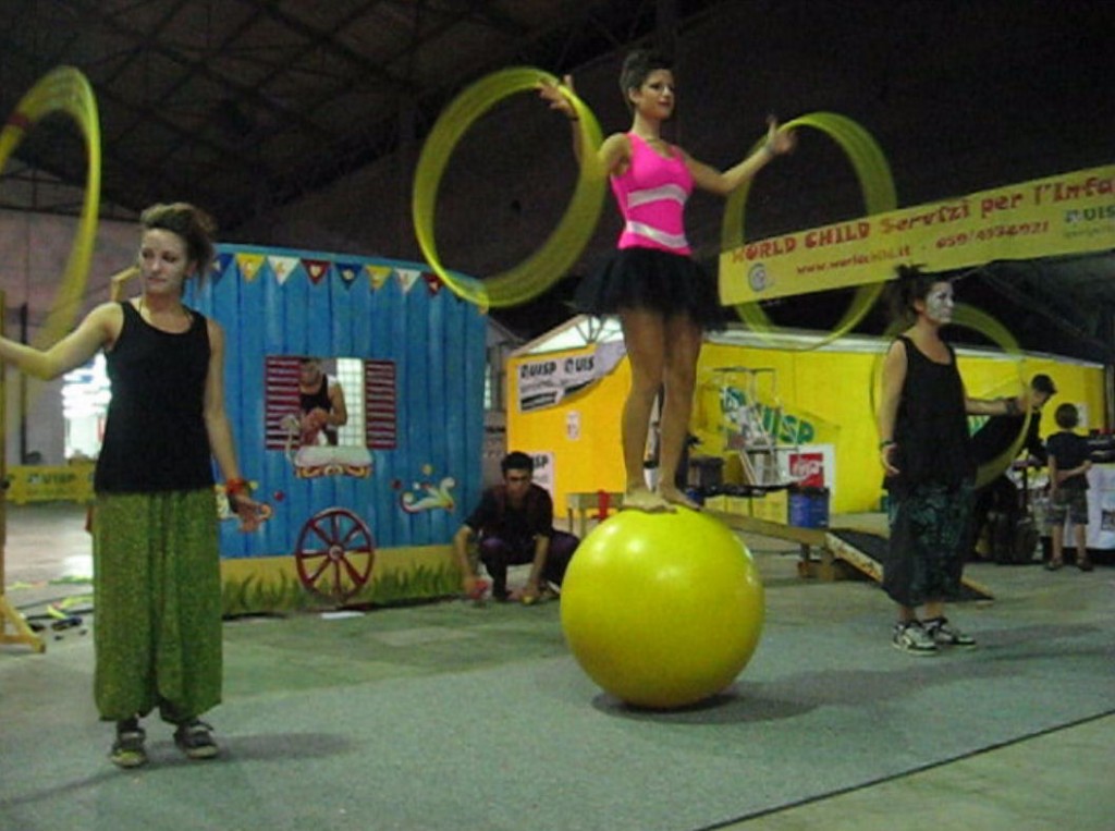 Alexandra sul globo